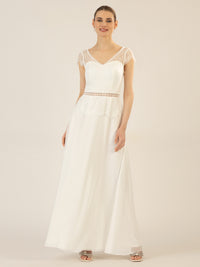 APART langes Hochzeitskleid im Materialmix aus weicher Spitze und Chiffon | creme