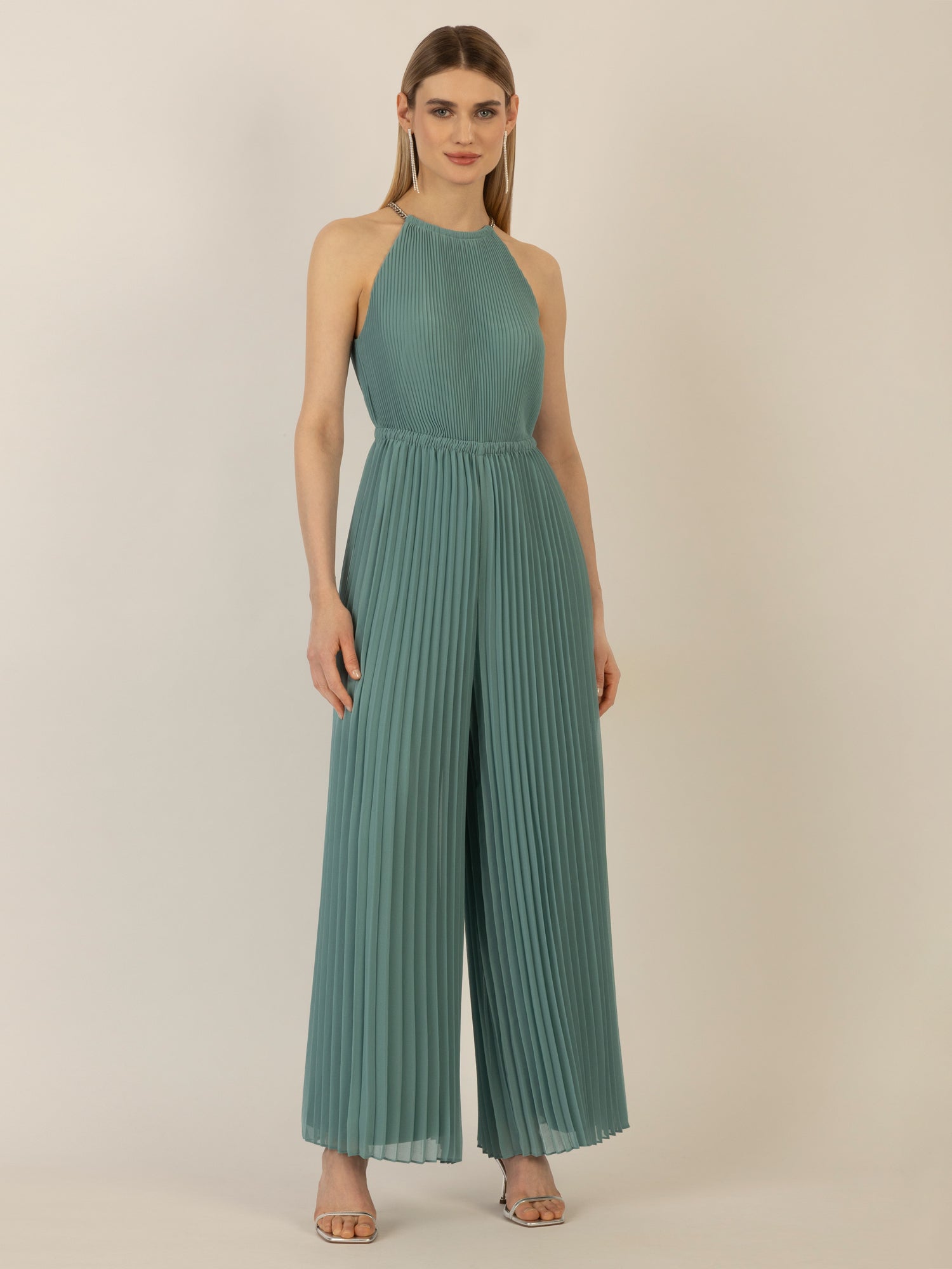 APART Plisseeoverall im Neckholder-Stil | jade