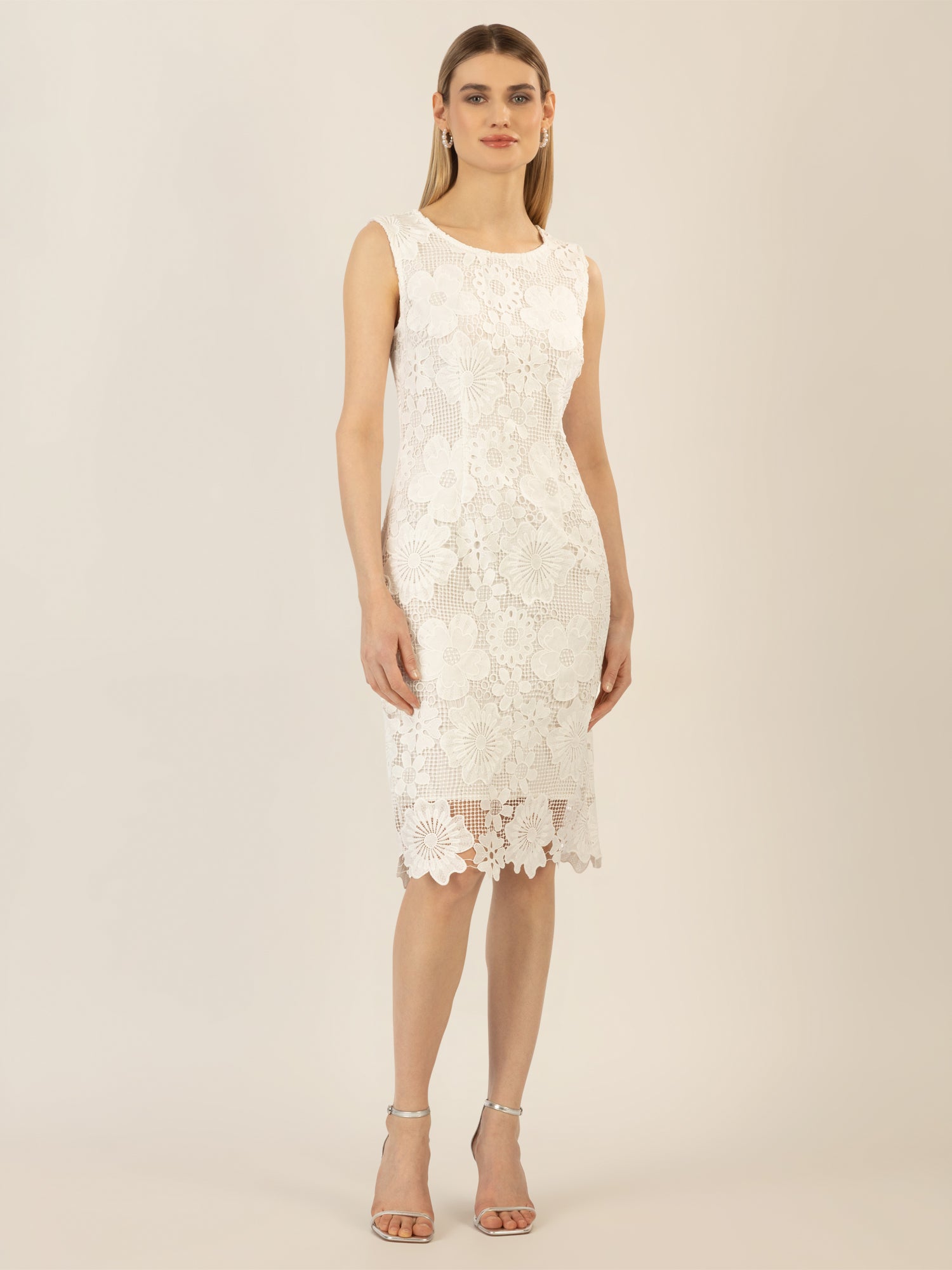 APART Spitzenkleid mit rundem Ausschnitt | creme