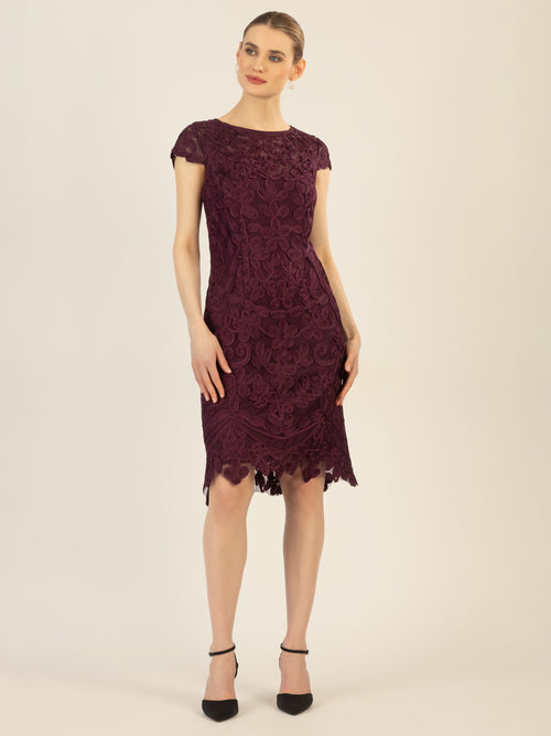 APART Cocktailkleid aus aufwendig gestricktem Mesh, kurz und mit Allovermuster | pflaume image 1