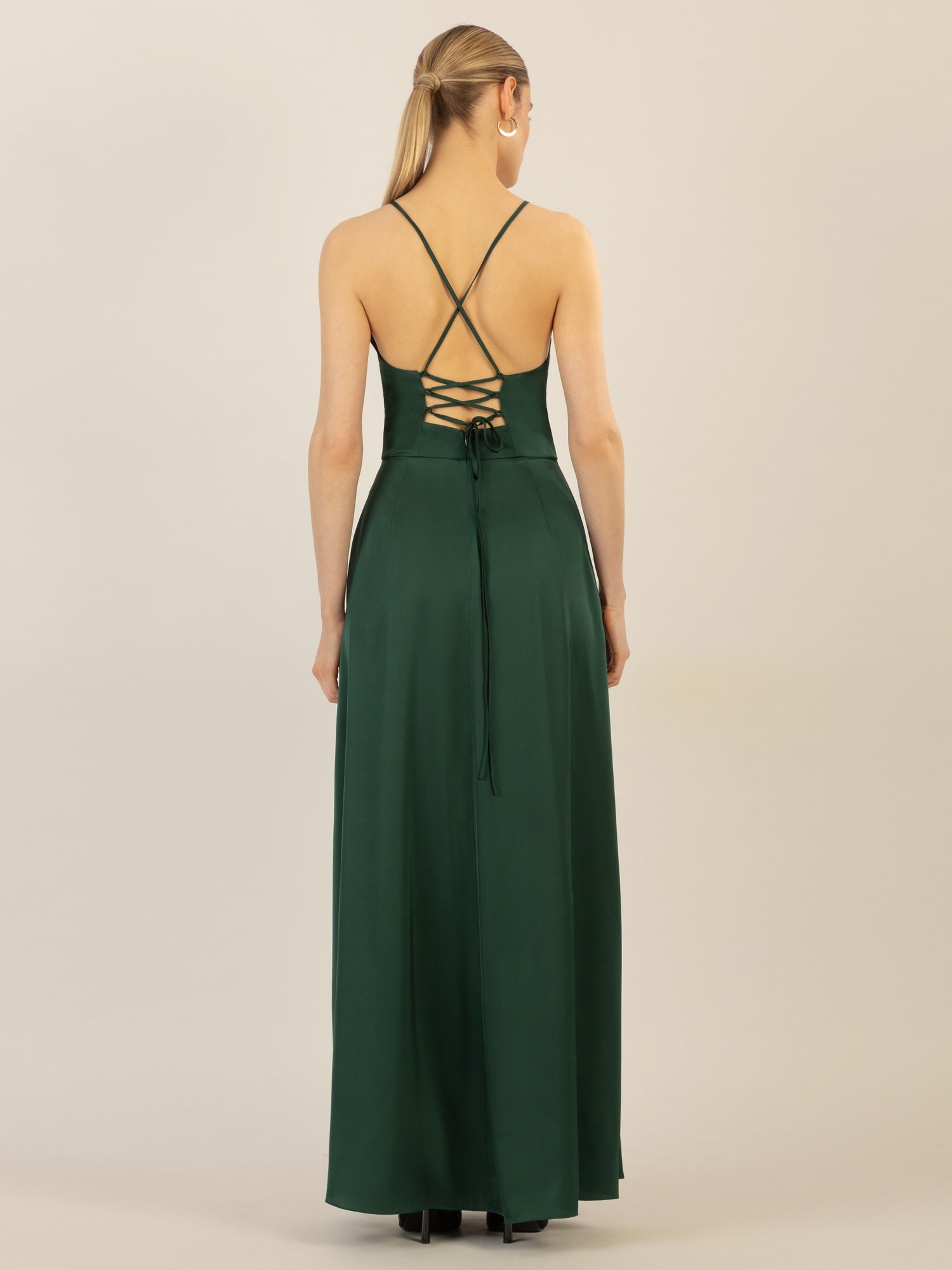APART Satin-Abendkleid mit Wickeleffekt | emerald