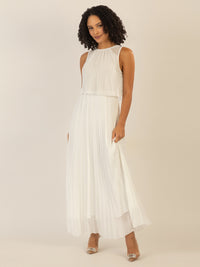 APART Abendkleid mit lose fallendem Sonnenplissee-Part bis zur Taille | creme