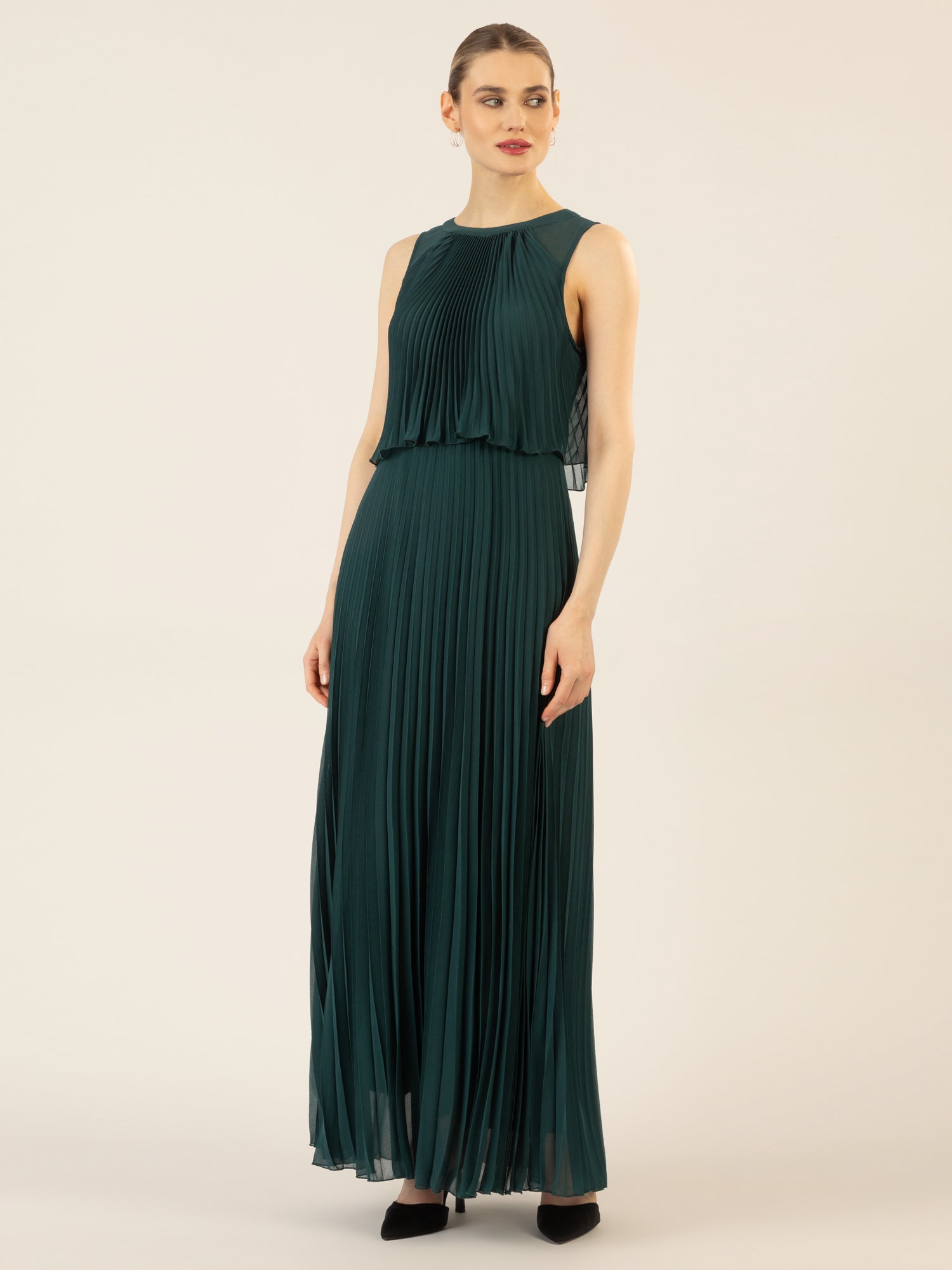 APART Abendkleid mit lose fallendem Sonnenplissee-Part bis zur Taille | emerald
