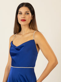 APART langes Satinkleid aus mattschimmerndem Satin | royalblau