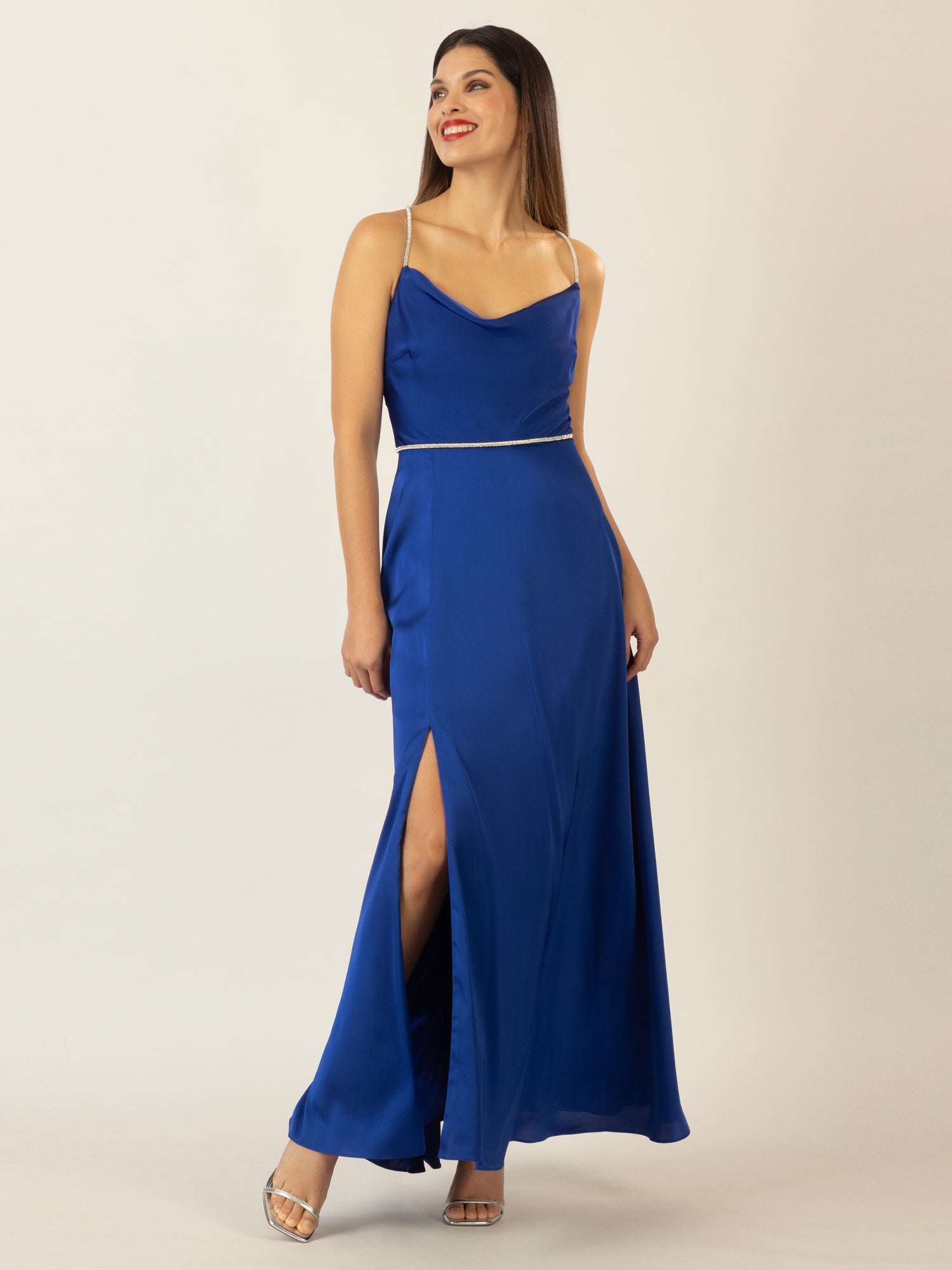 APART langes Satinkleid aus mattschimmerndem Satin | royalblau