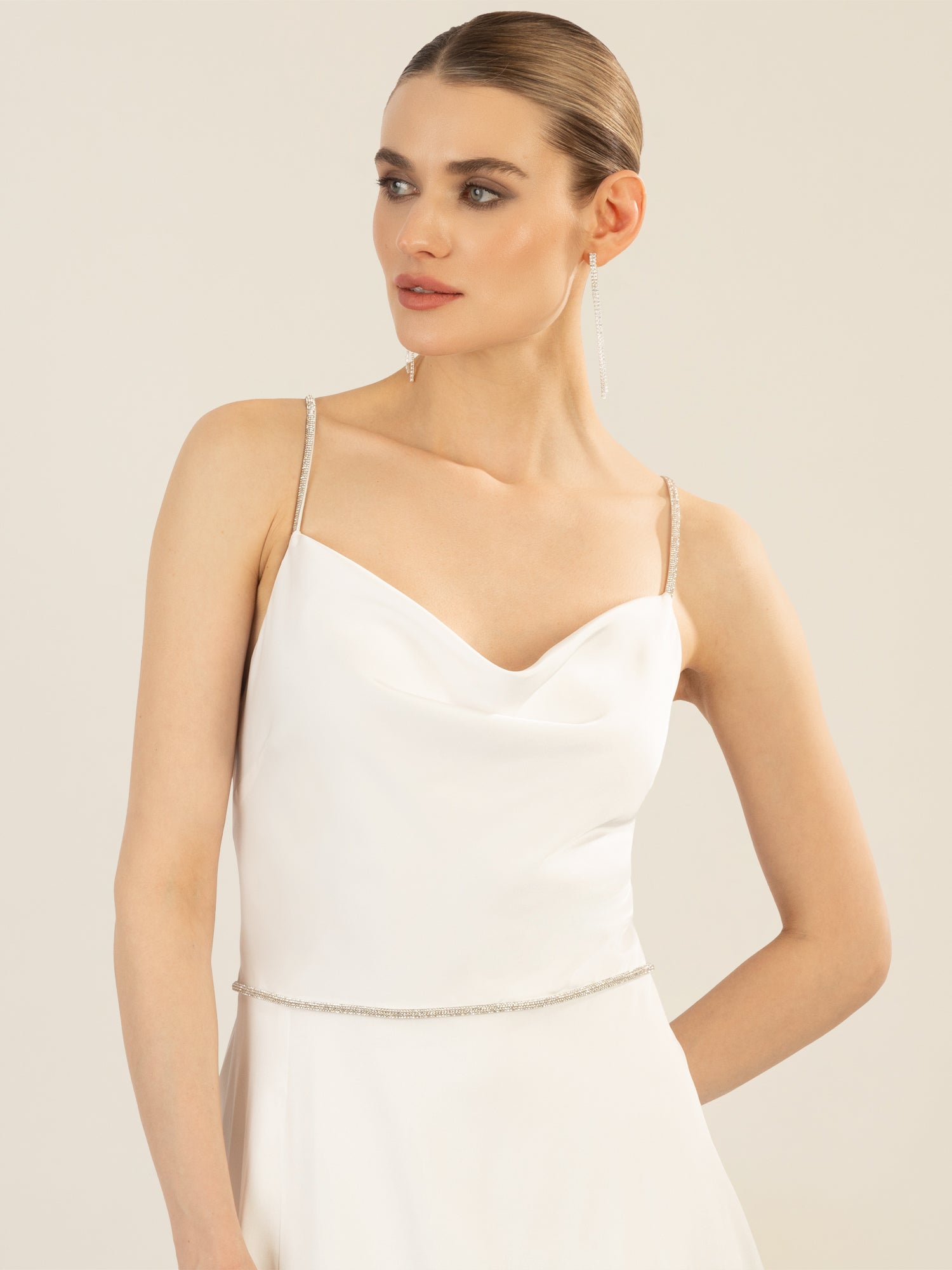 APART langes Satinkleid aus mattschimmerndem Satin | creme
