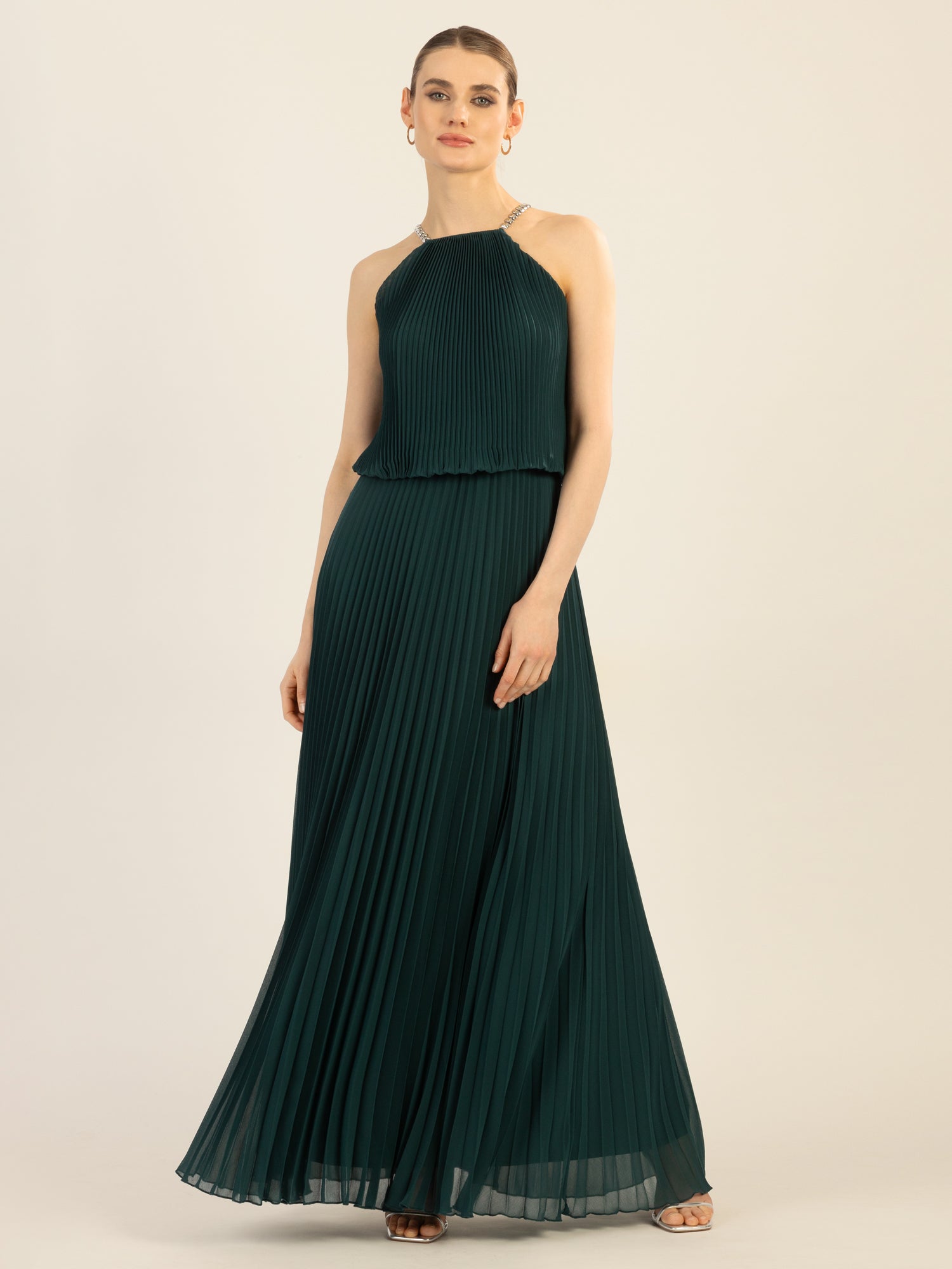 APART Plisseekleid im Neckholder-Stil | emerald