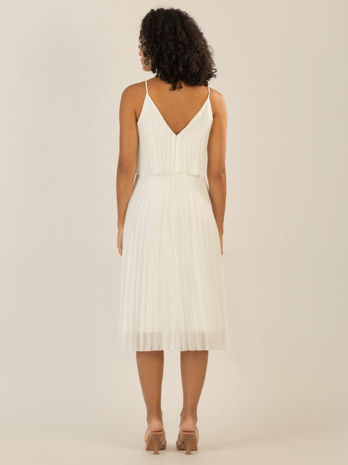 APART kurzes Plisseekleid in 2in1 Optik | creme image 1