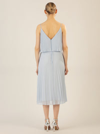 APART kurzes Plisseekleid in 2in1 Optik | hellblau