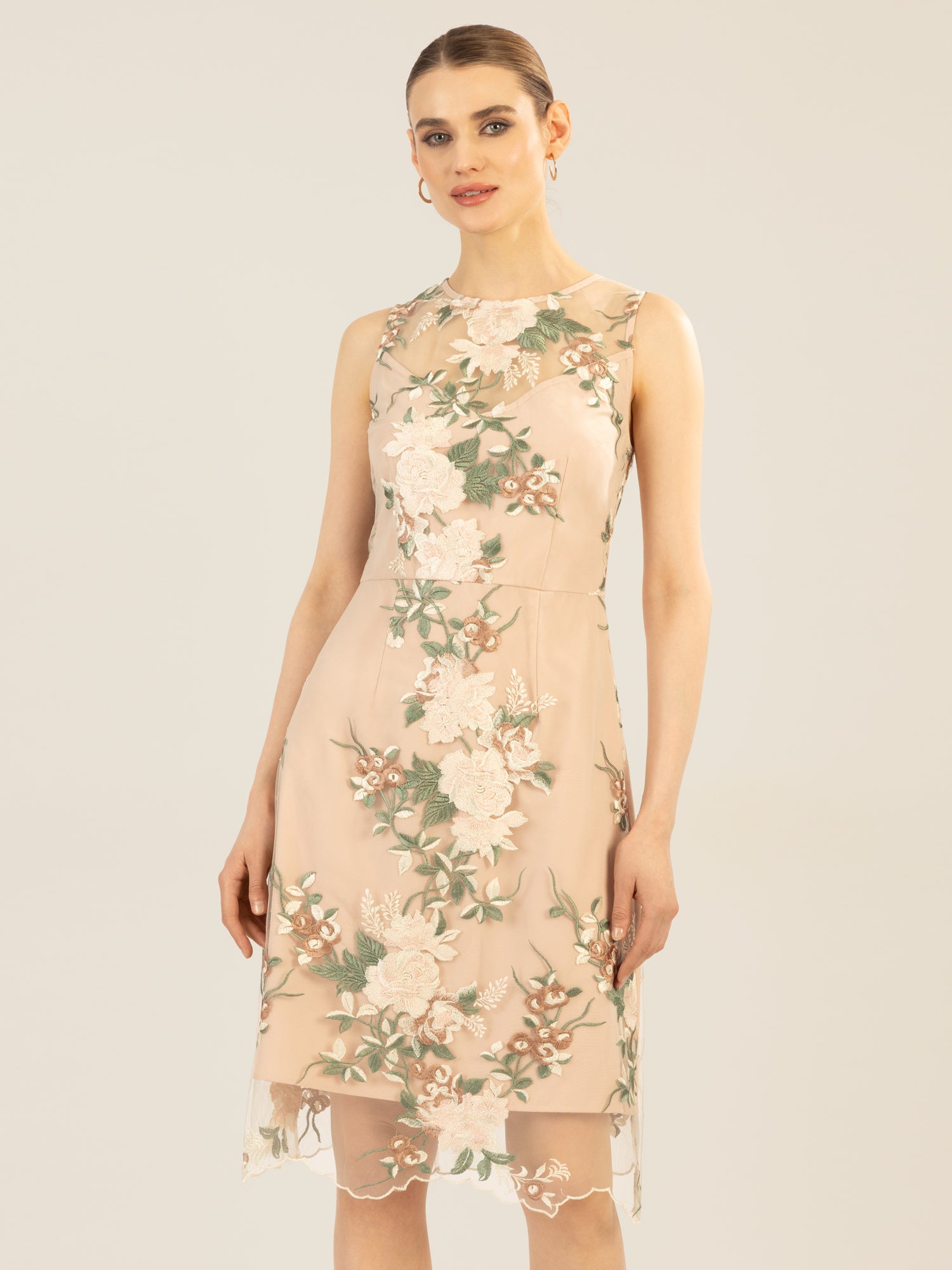 APART besticktes Meshkleid mit plastischem Blumenmuster | nude-multicolor