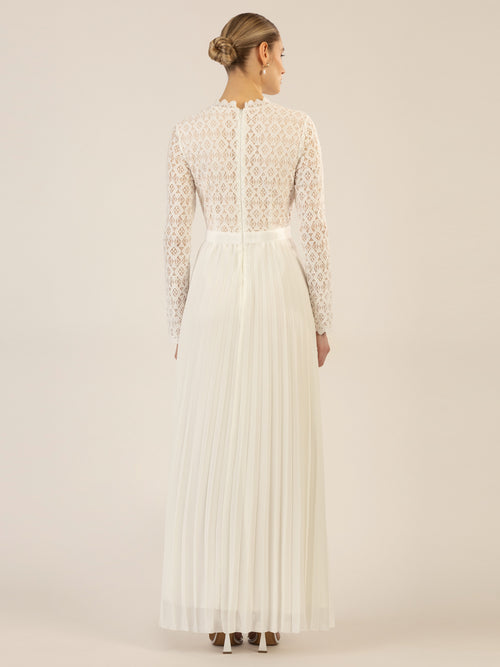 APART Abendkleid mit breiter Spitze verziert | creme-nude image 1