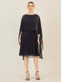 APART Cocktailkleid mit Chiffoncape und Plisseerock | nachtblau