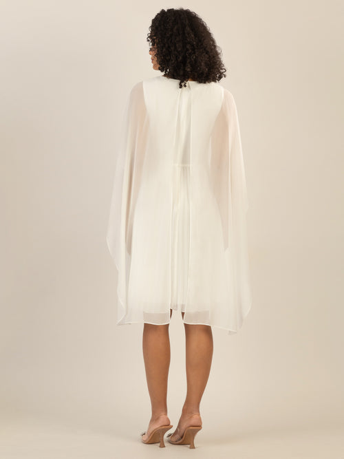APART Cocktailkleid mit Chiffoncape und Plisseerock | creme image 1
