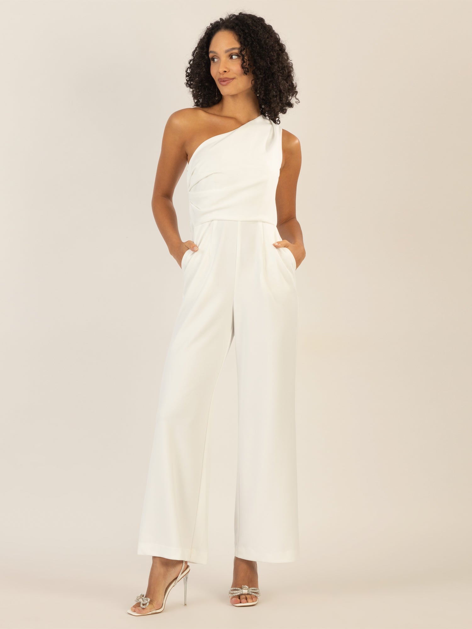 APART One-Shoulder Overall aus einer leicht strukturierten Ware | creme