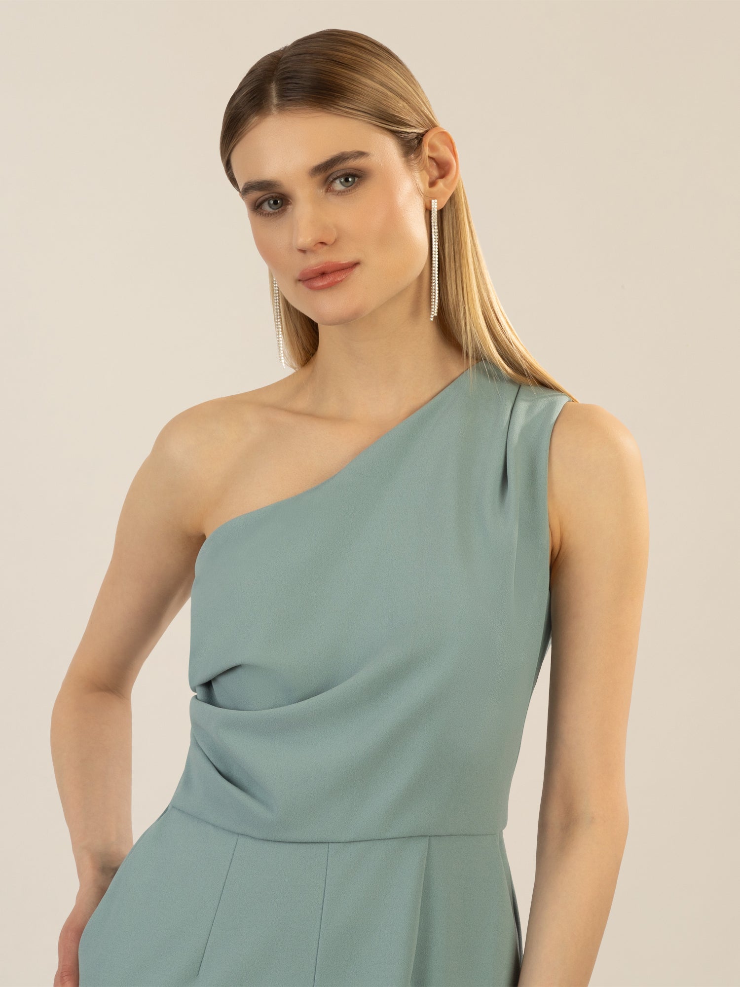 APART One-Shoulder Overall aus einer leicht strukturierten Ware | jade