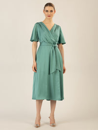 APART Midi-Satinkleid us mattschimmerndem Satin | jade