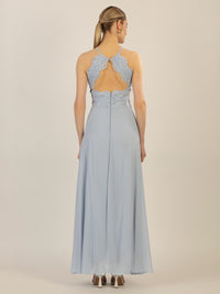 APART Abendkleid aus besticktem Mesh mit farbigen Perlen und Chiffon | hellblau