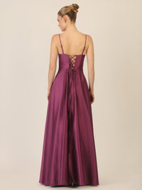 APART Langes Ballkleid aus Satin mit Spaghettiträgern | dunkel lila
