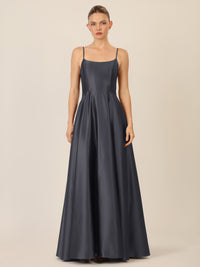 APART Langes Ballkleid aus Satin mit Spaghettiträgern | nachtblau