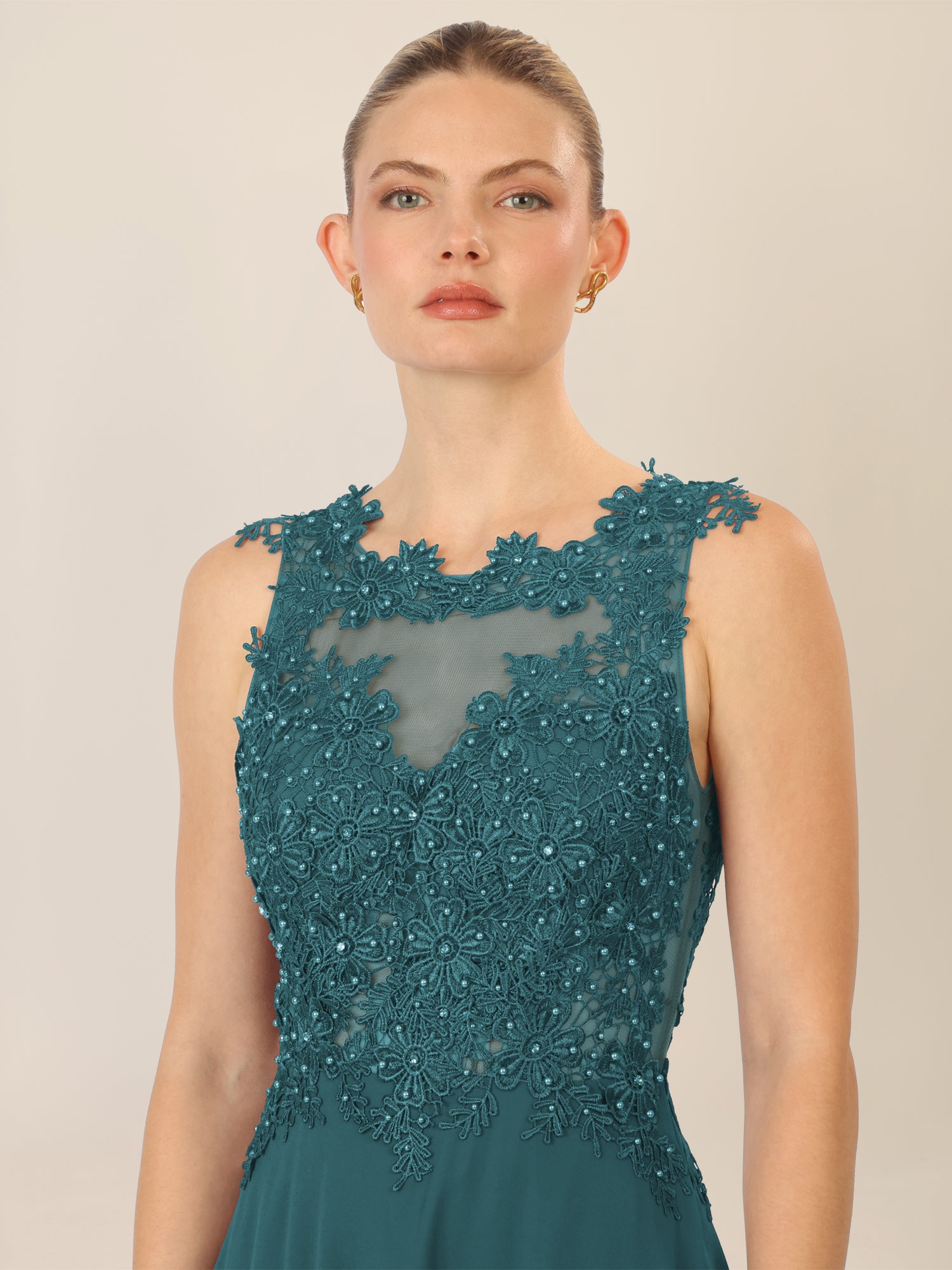 APART Abendkleid mit floraler Spitze und Tüll-Einsatz | dunkelgrün