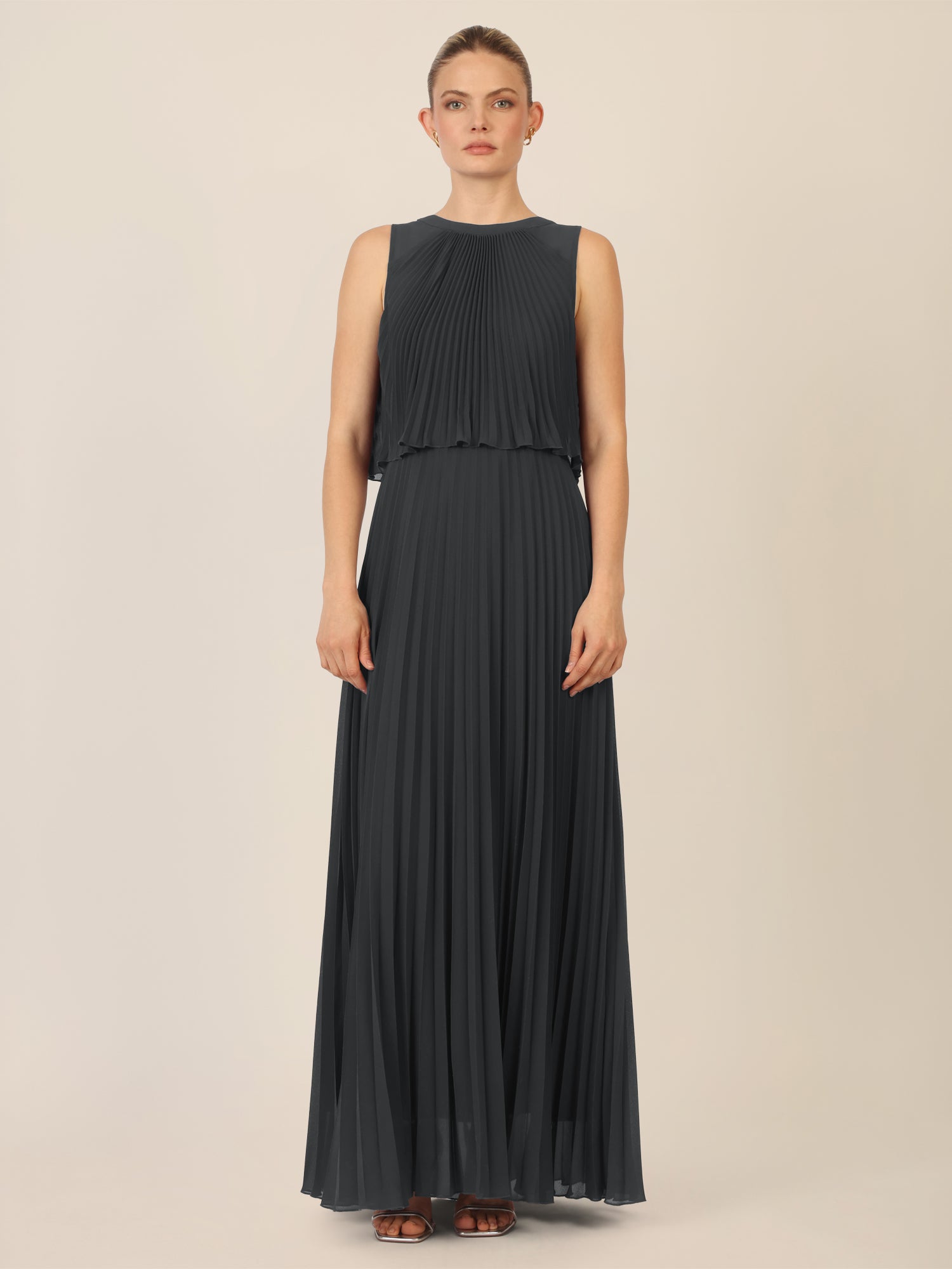 APART Abendkleid mit Plisseefalten und Lagenoptik | schwarz