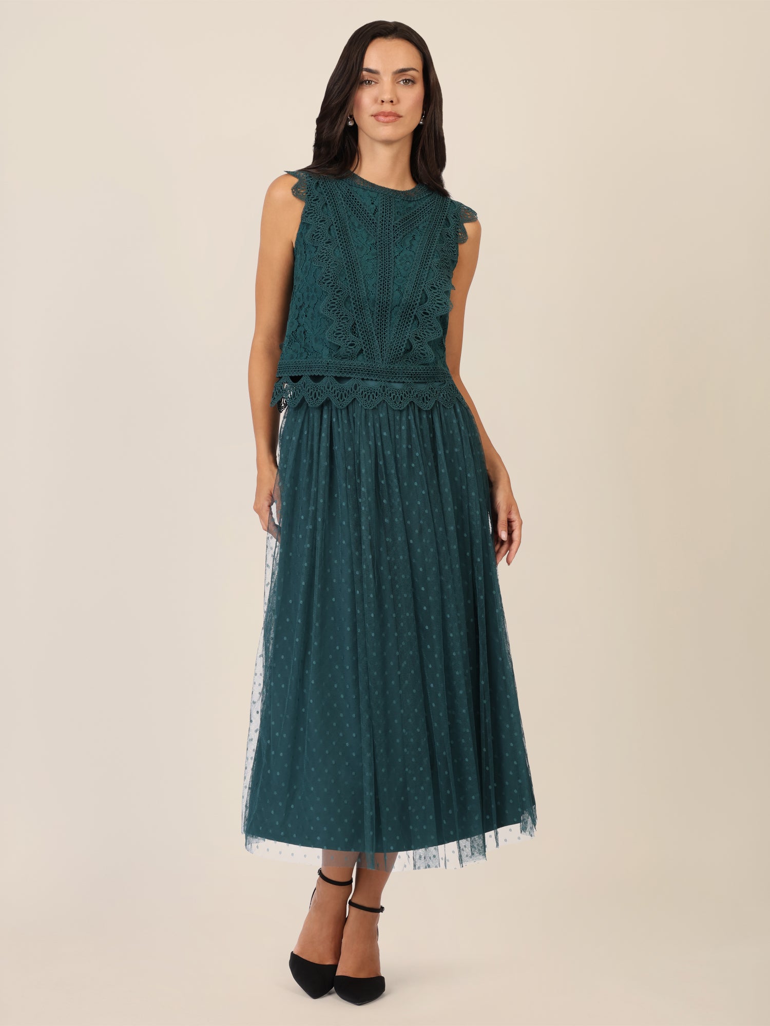 APART Spitzentop mit Spitzenkragen und Reißverschluss | dunkelgrün