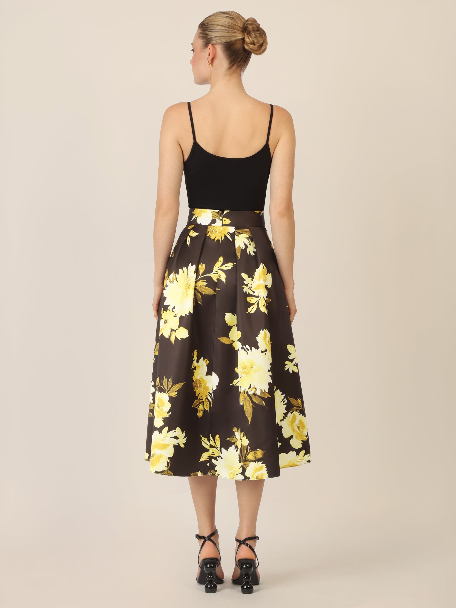 APART Satinrock bedruckt mit floralem Print | schwarz-multicolor