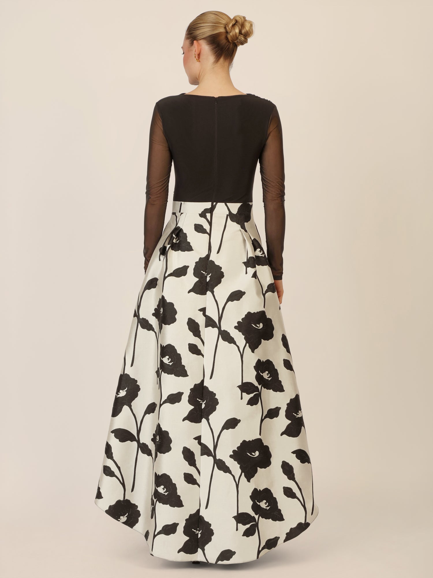 APART Jacquard-Meshkleid mit floraler High-Low-Rockpartie | schwarz-creme