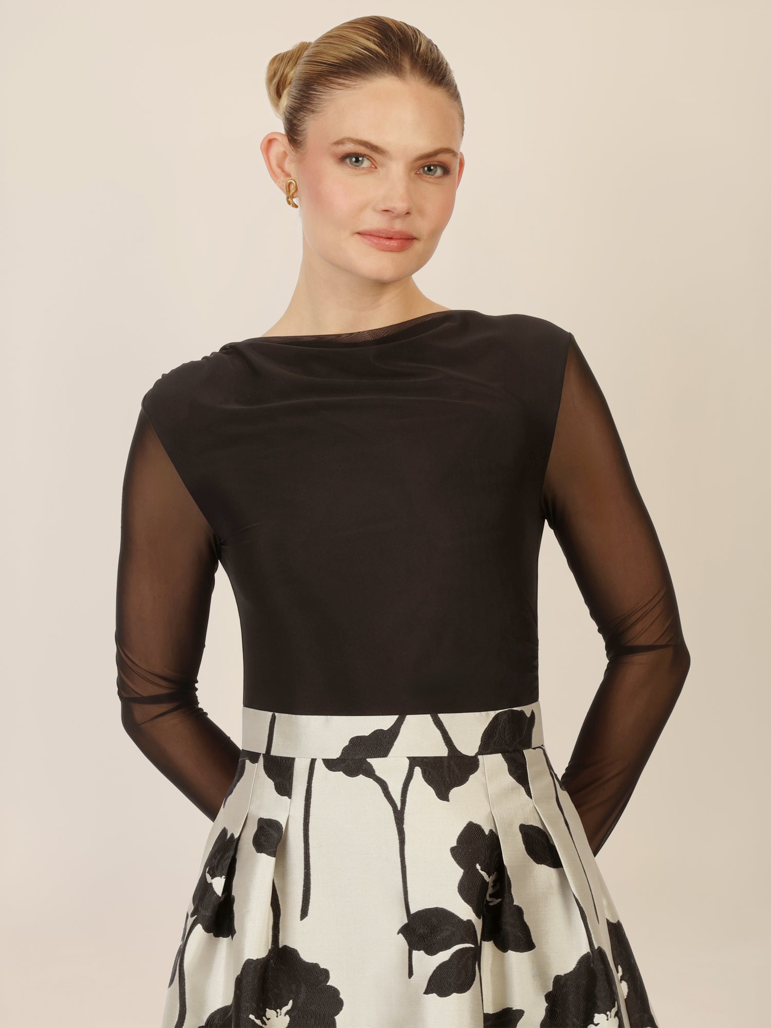 APART Jacquard-Meshkleid mit floraler High-Low-Rockpartie | schwarz-creme