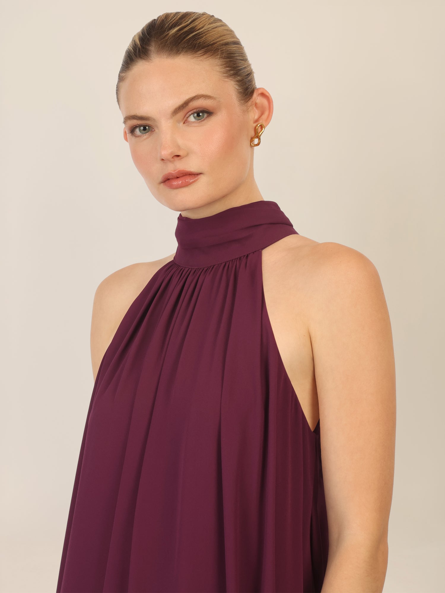 APART Chiffonkleid mit Volantsaum | dunkel lila