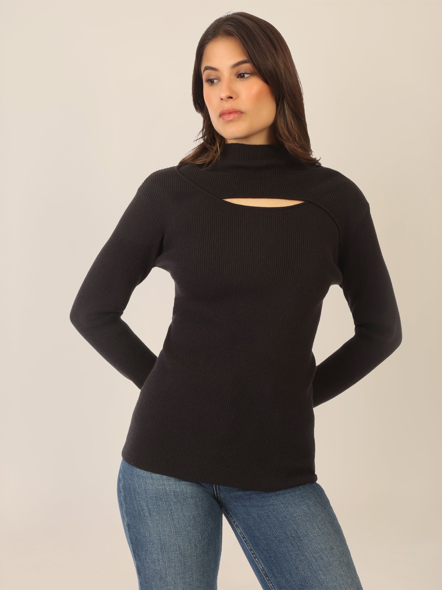 APART Pullover mit Cut-out-Detail | schwarz