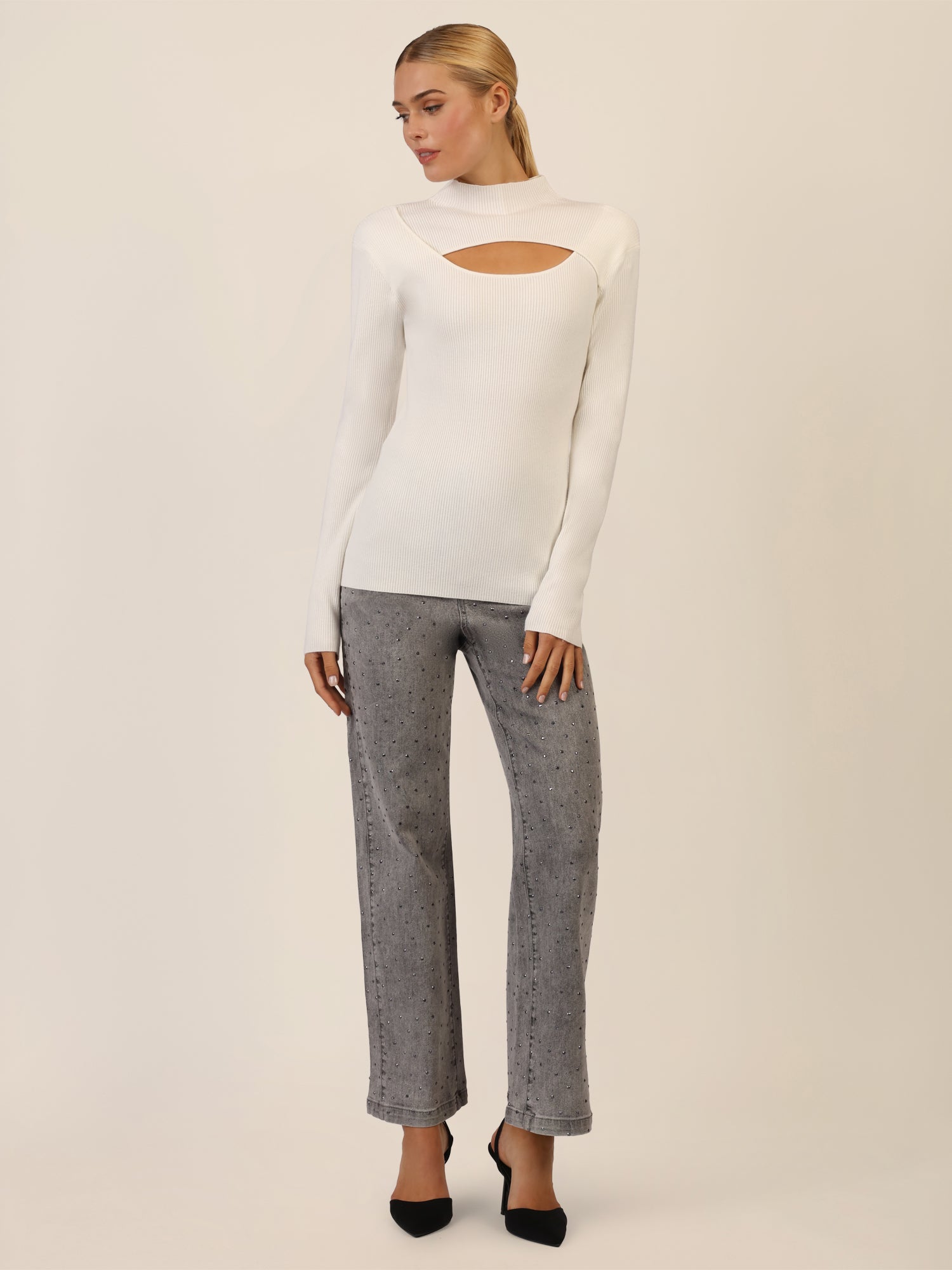 APART Pullover mit Cut-out-Detail | creme