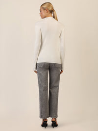 APART Pullover mit Cut-out-Detail | creme