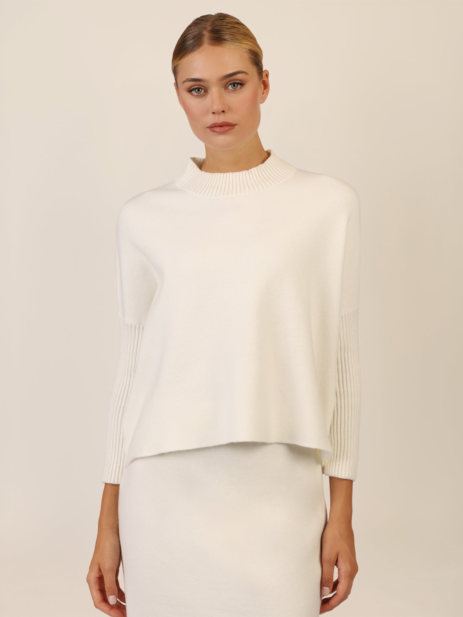 APART Oversized Pullover mit Stehkragen und Rippenstruktur | creme