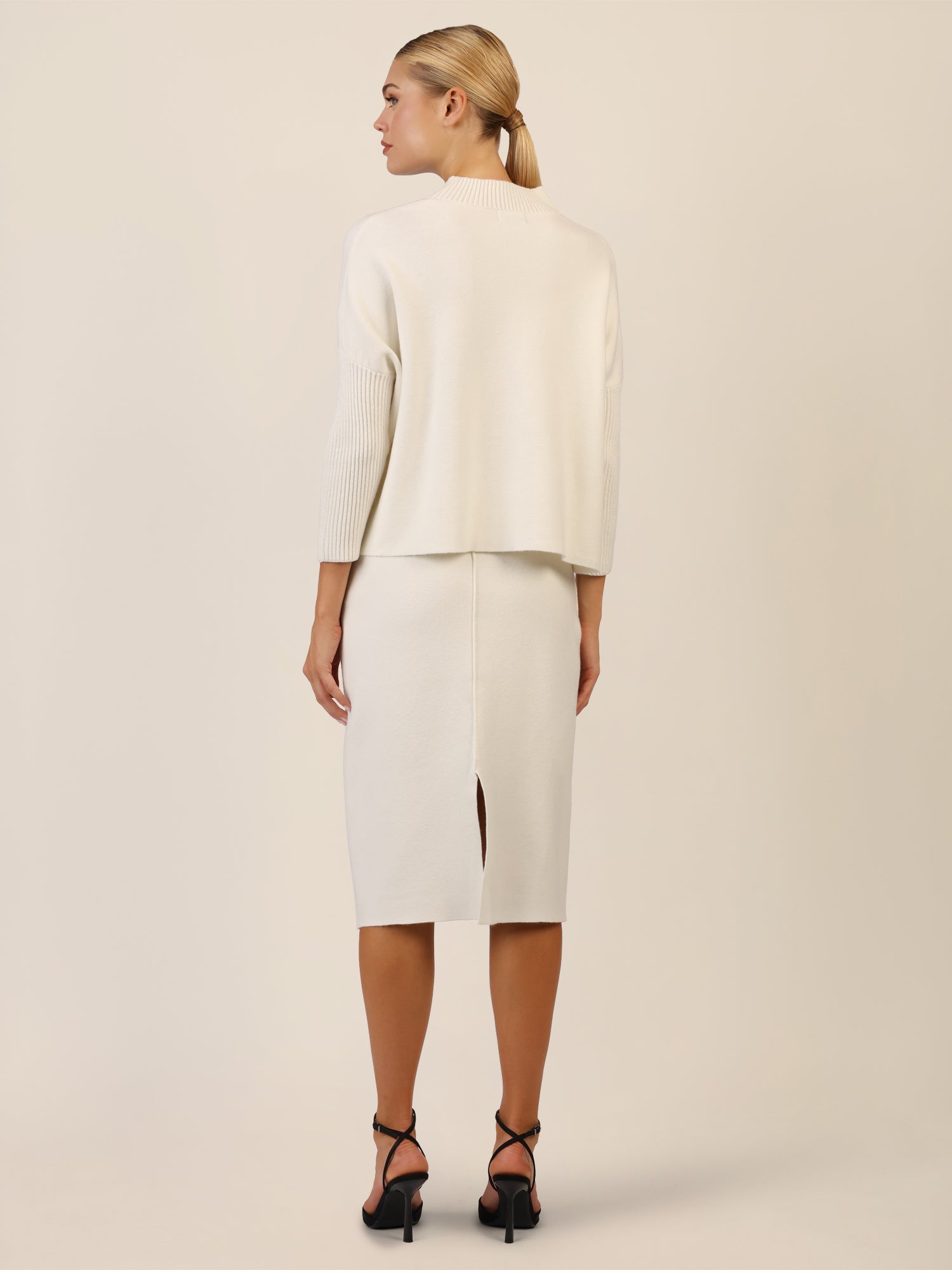 APART Oversized Pullover mit Stehkragen und Rippenstruktur | creme