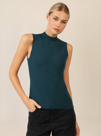 APART Stricktop mit Stehkragen und Ärmellos-Design | dunkelgrün