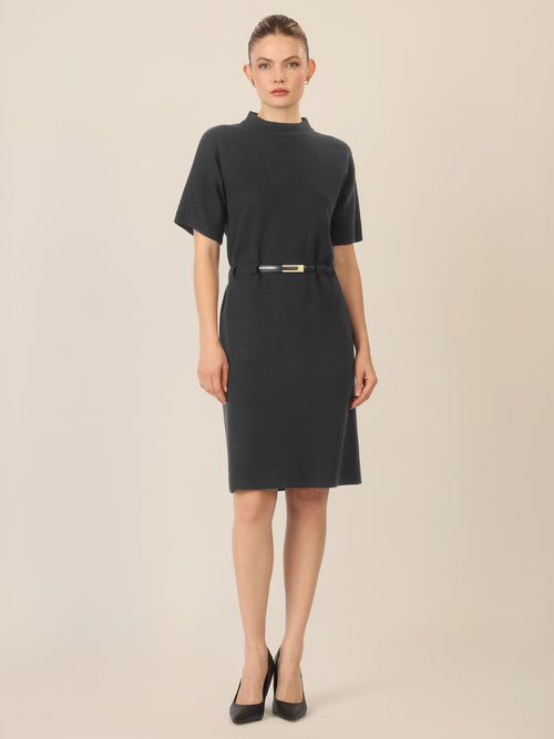 APART Strickkleid mit Gürtel und Stehkragen | schwarz image 1