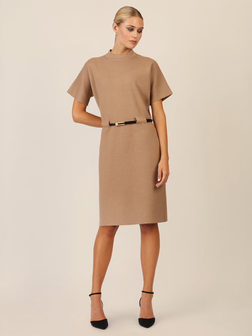 APART Strickkleid mit Gürtel und Stehkragen | camel image 1