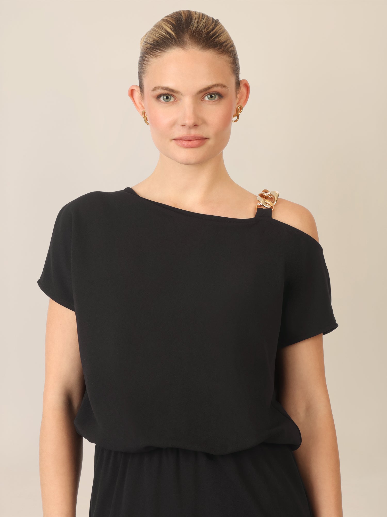 APART Kleid mit asymmetrischem Schulterdetail | schwarz