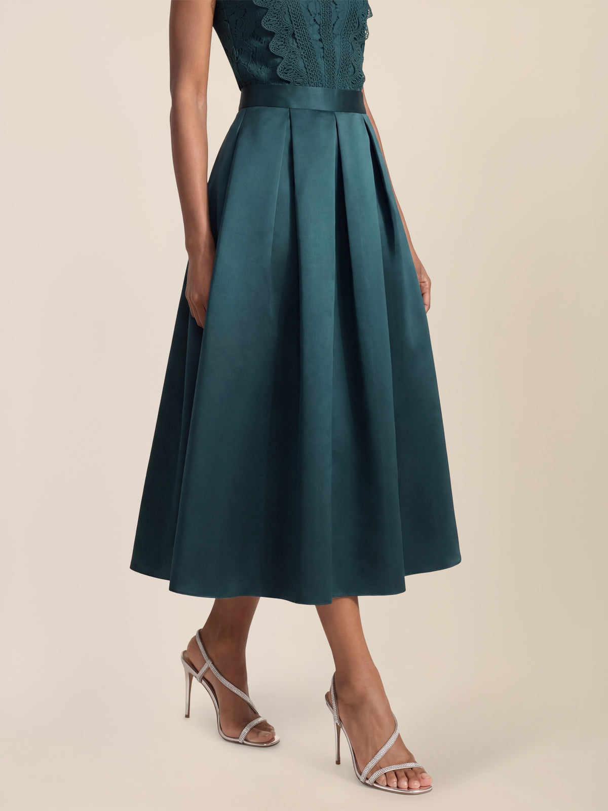 APART Eleganter Satinrock mit Glanz-Effekt | emerald