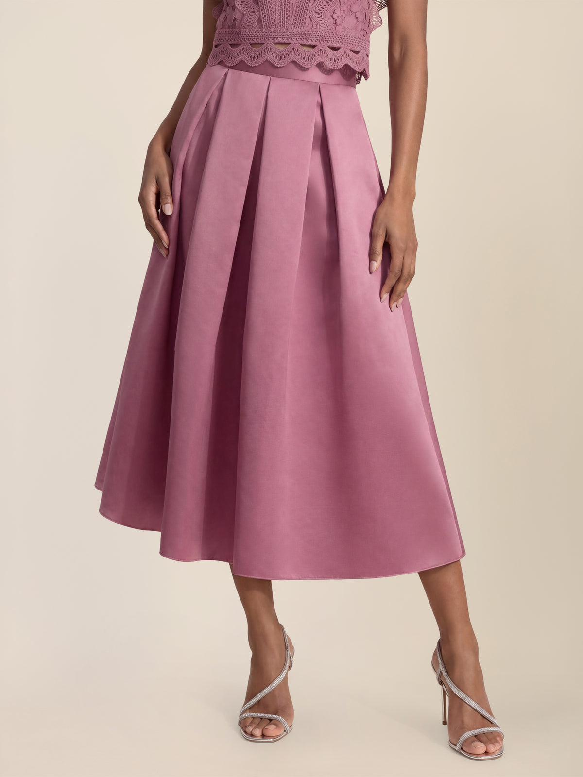 APART Eleganter Satinrock mit Glanz-Effekt | rosé