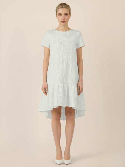 APART Strukturkleid mit Volantsaum | creme image 1