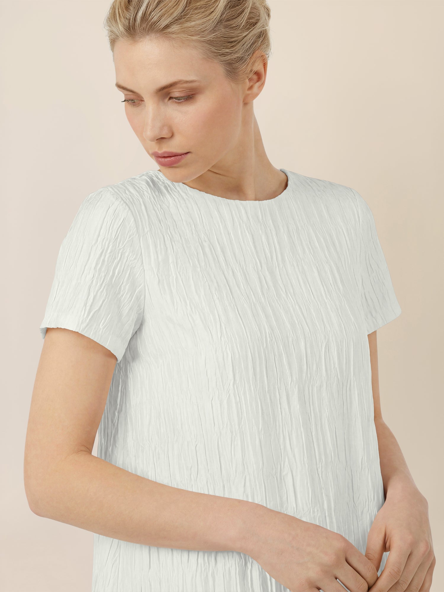 APART Strukturkleid mit Volantsaum | creme