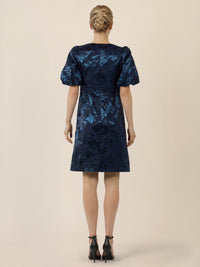 APART Kurzes Cocktailkleid mit Glanzmuster | nachtblau-metallic