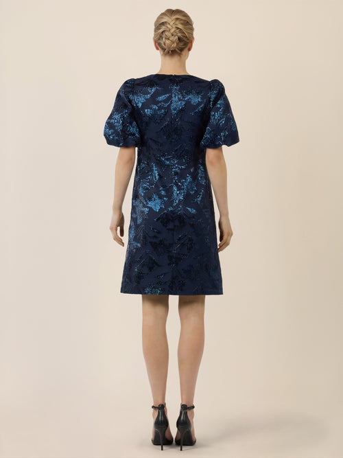 APART Kurzes Cocktailkleid mit Glanzmuster | nachtblau-metallic image 1