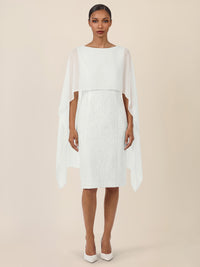 APART Elegantes Cloque Kleid mit Cape-Effekt | creme