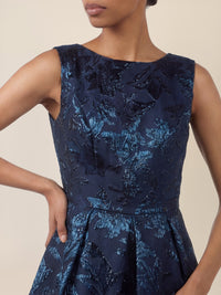 APART Abendkleid mit floraler Struktur und Glanzfinish | nachtblau-metallic