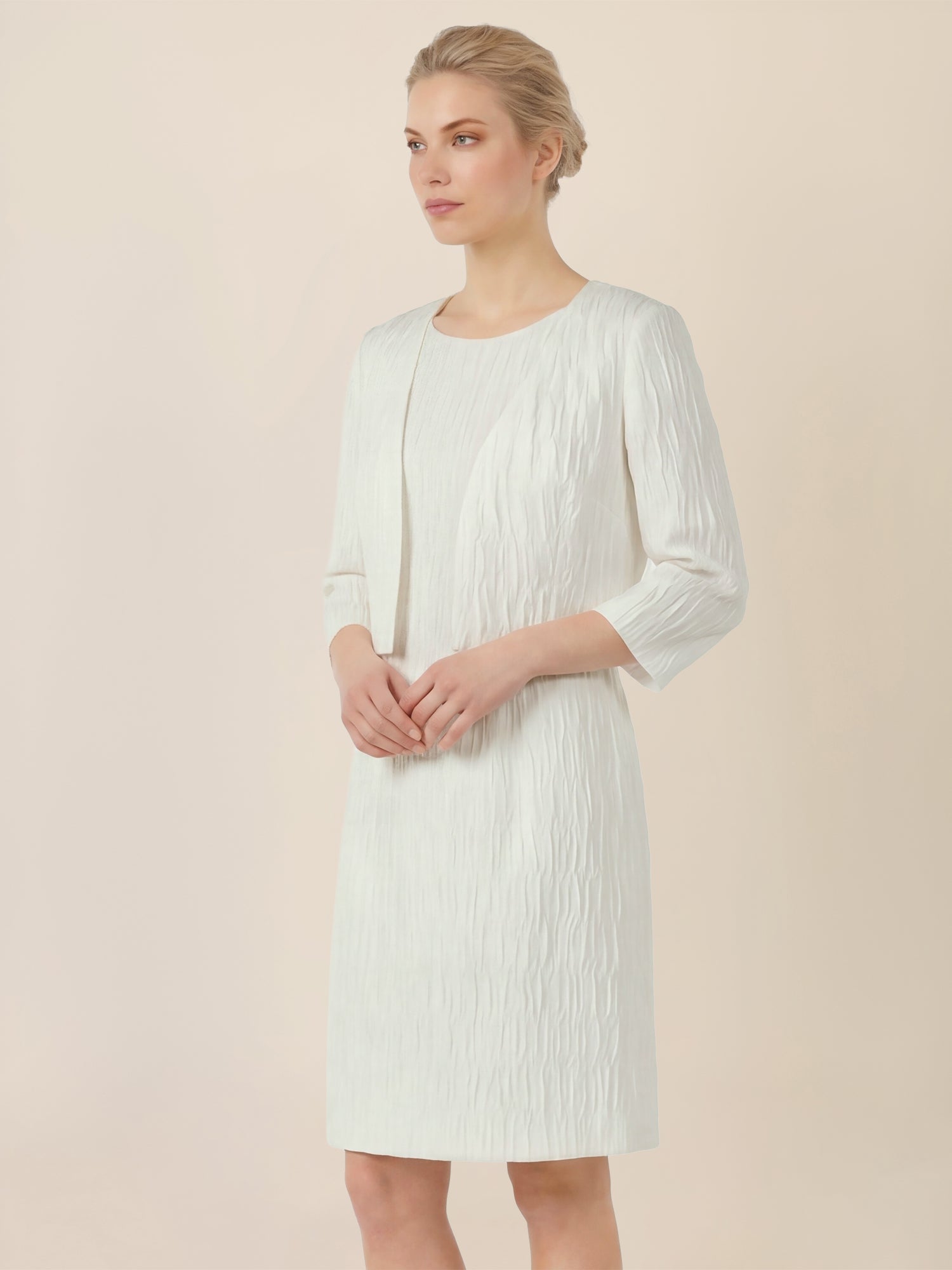 APART Kurze Jacquard-Bolero in eleganter Strukturoptik | creme
