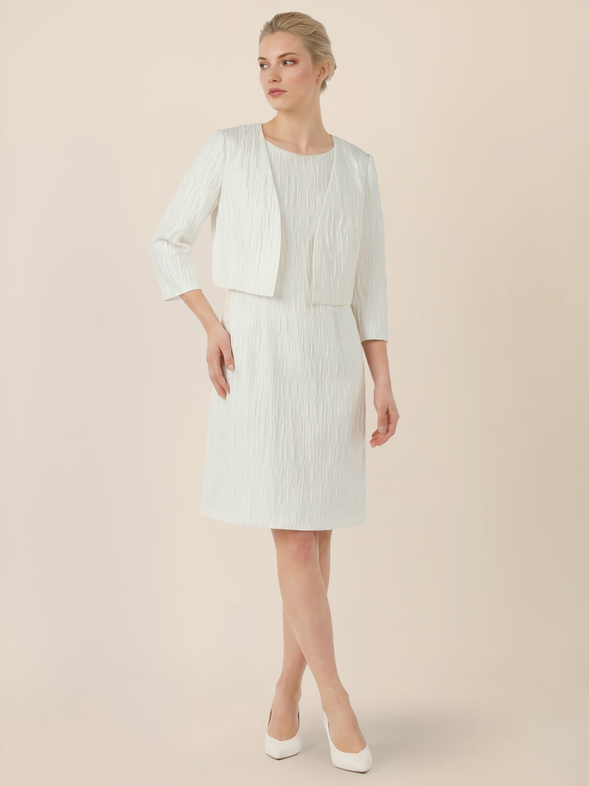 APART Kurze Jacquard-Bolero in eleganter Strukturoptik | creme