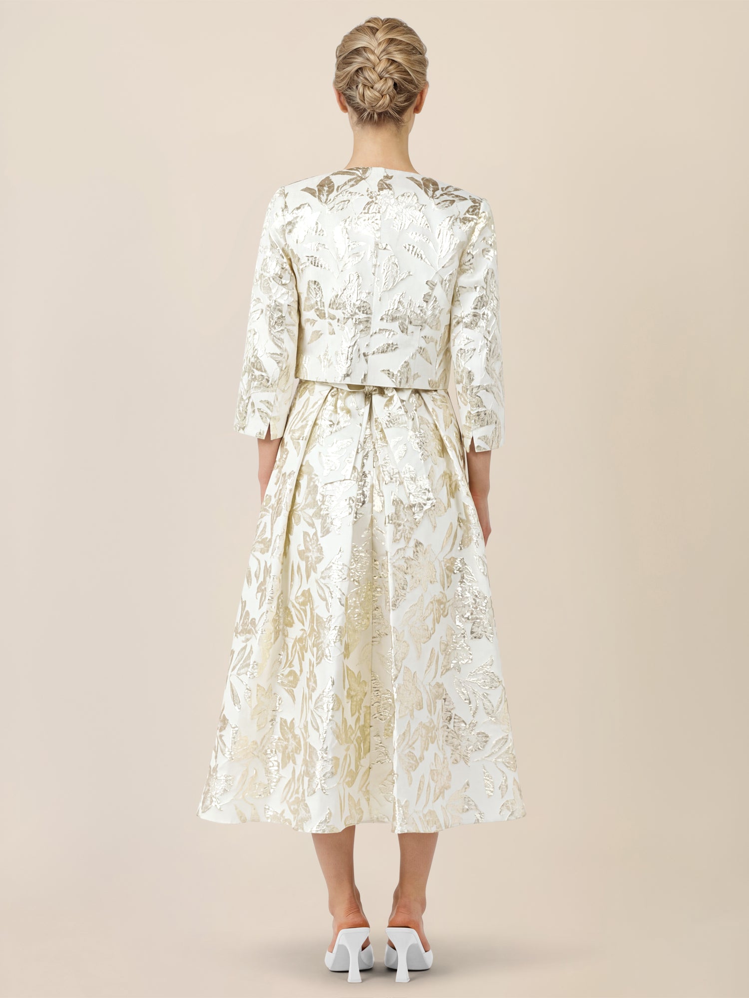 APART Kastenblazer mit Glanzmuster | creme-gold